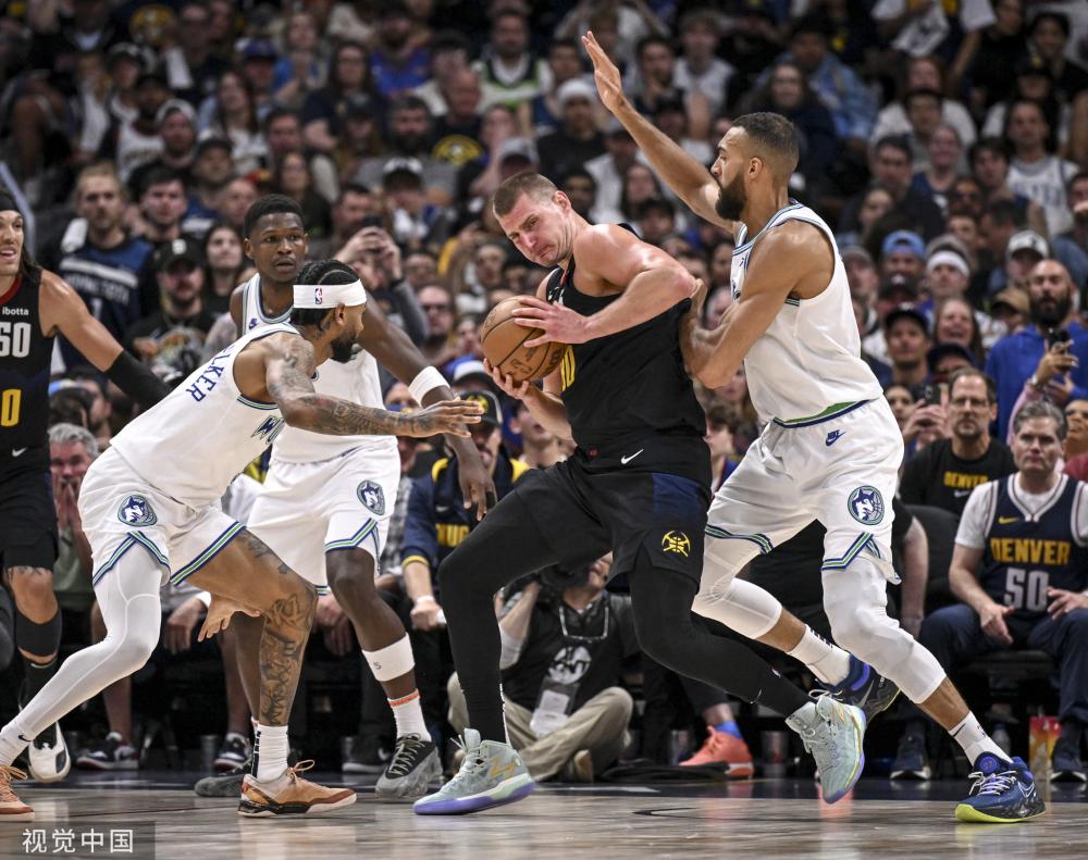 以惠特摩尔 以惠特摩尔