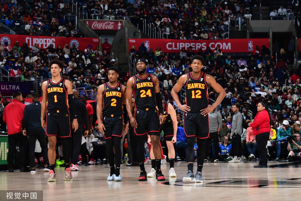 尼亚的教练 尼亚的教练