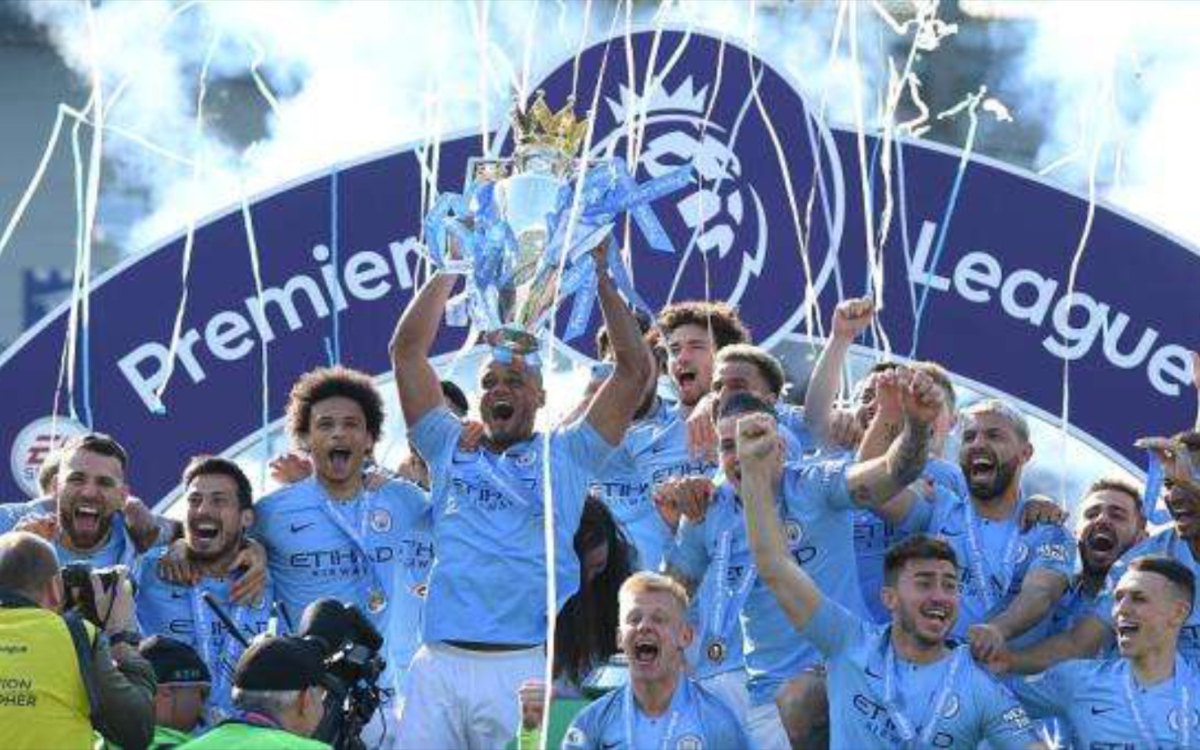 主帅路易斯 主帅路易斯