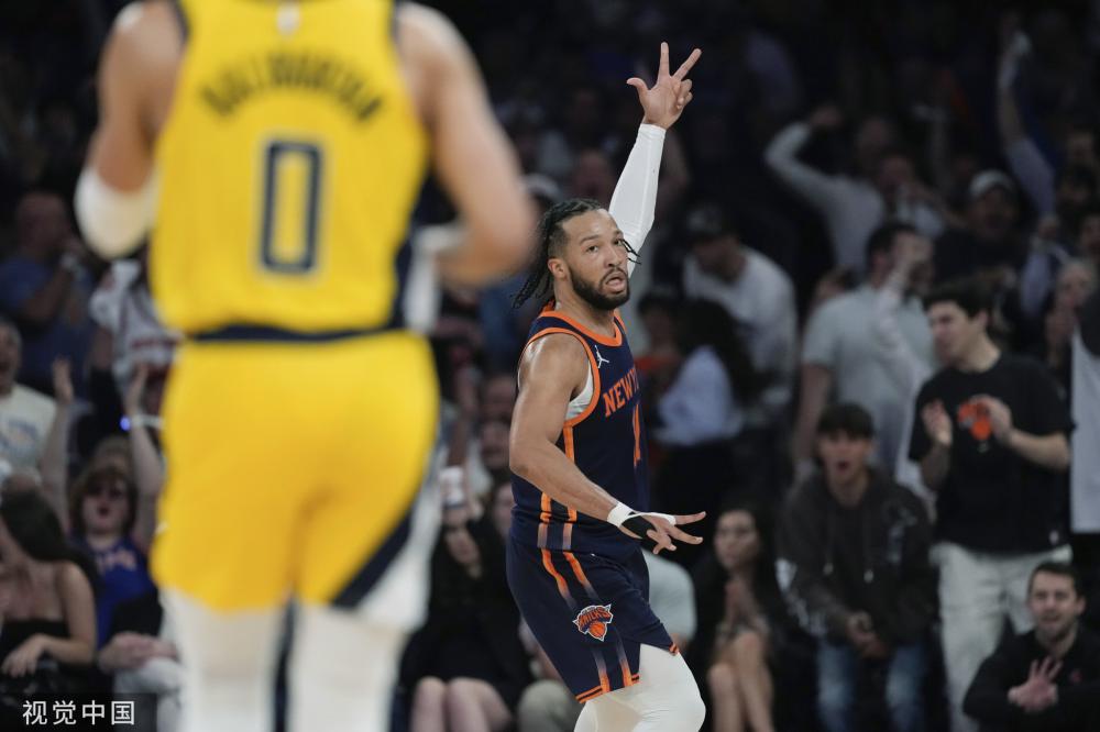 因此透露着 因此透露着